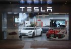 भारतात पहिला टेस्ला शो‑रूम मुंबईत