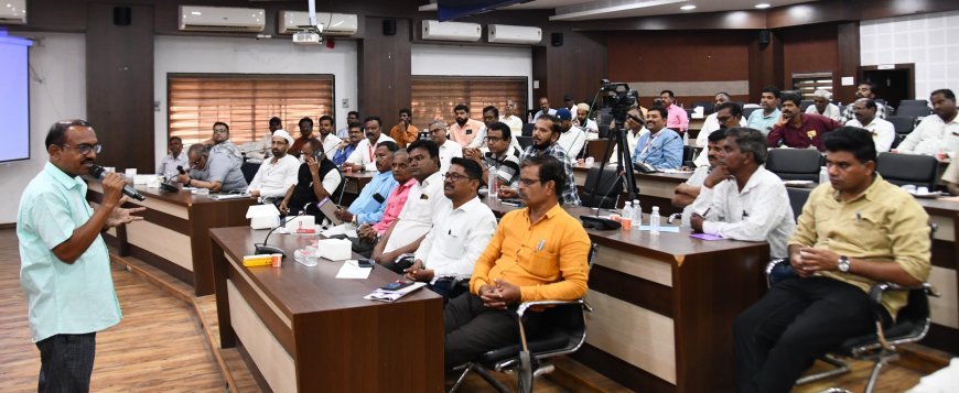 जिल्हाधिकारी कार्यालयाच्या नियोजन सभागृहात पत्रकारांसाठी कार्यशाळेचे आयोजन