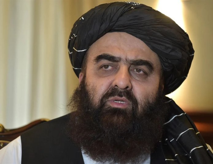 भारत मध्ये तालिबान मंत्री मुतक्की यांच्या दौर्‍यात पत्रकार परिषदेत महिला पत्रकारांना प्रवेशबंदी