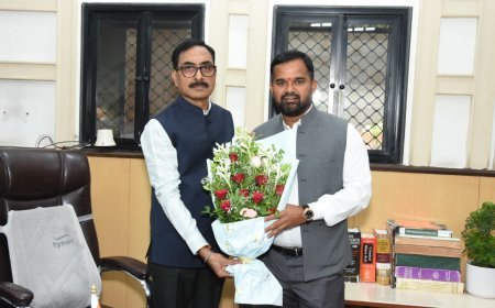 विभागीय आयुक्त जी. श्रीकांत यांनी कार्यभार स्वीकारला