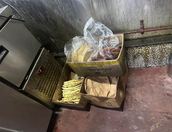 छत्रपती संभाजीनगर (औरंगाबाद) शहरात हॉटेल रेस्टोरंटवर FDA ची धडक कारवाई